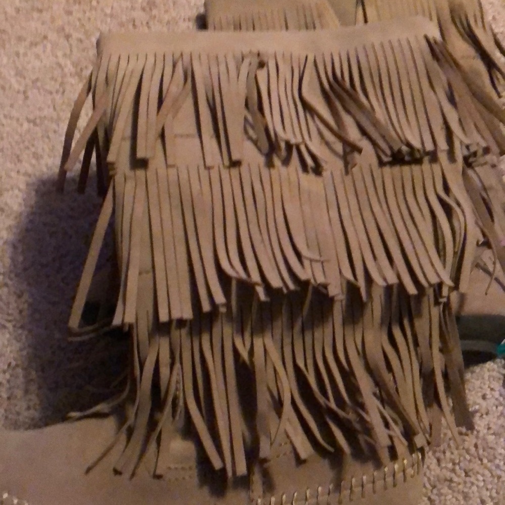 Fringe boots - Picture 4 of 6